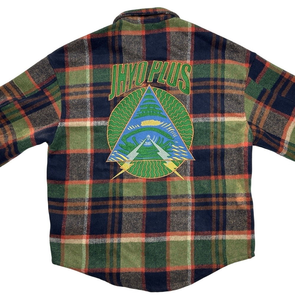 JHYO PLUS Plaid Flannel Shirt Jacket Graphic Print Back Embroidered Collar‎